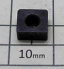 SB202-61 DUSS Einlegemutter M3,5 -24096