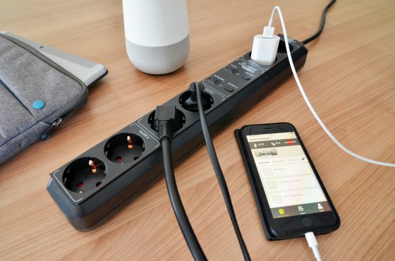 Brennenstuhl brennenstuhl®Connect Eco-Line WiFi Steckdosenleiste mit Zeitschaltuhr Funktion 6-fach (2x2 schaltbar, 1,5m Kabel, Sprachsteuerung Alexa und Google Assistant)