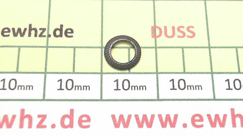 P90-51 DUSS Passfeder -51100